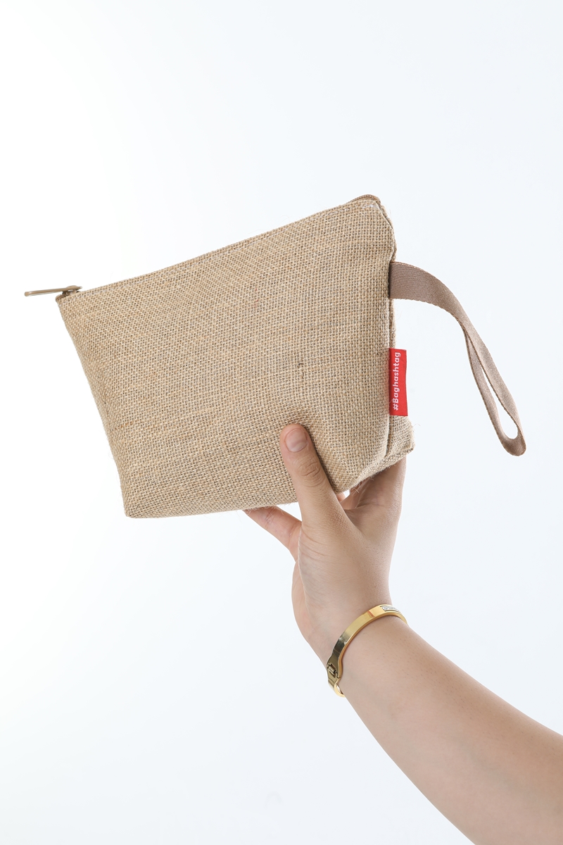 Baghashtag Simli Körüklü Jüt Hasır Portföy Çanta 6 Baghashtag Simli Körüklü Jüt Hasır Portföy Çanta - Görsel 6